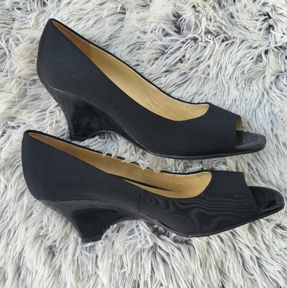 Black peep toe low inch heels *NWB*